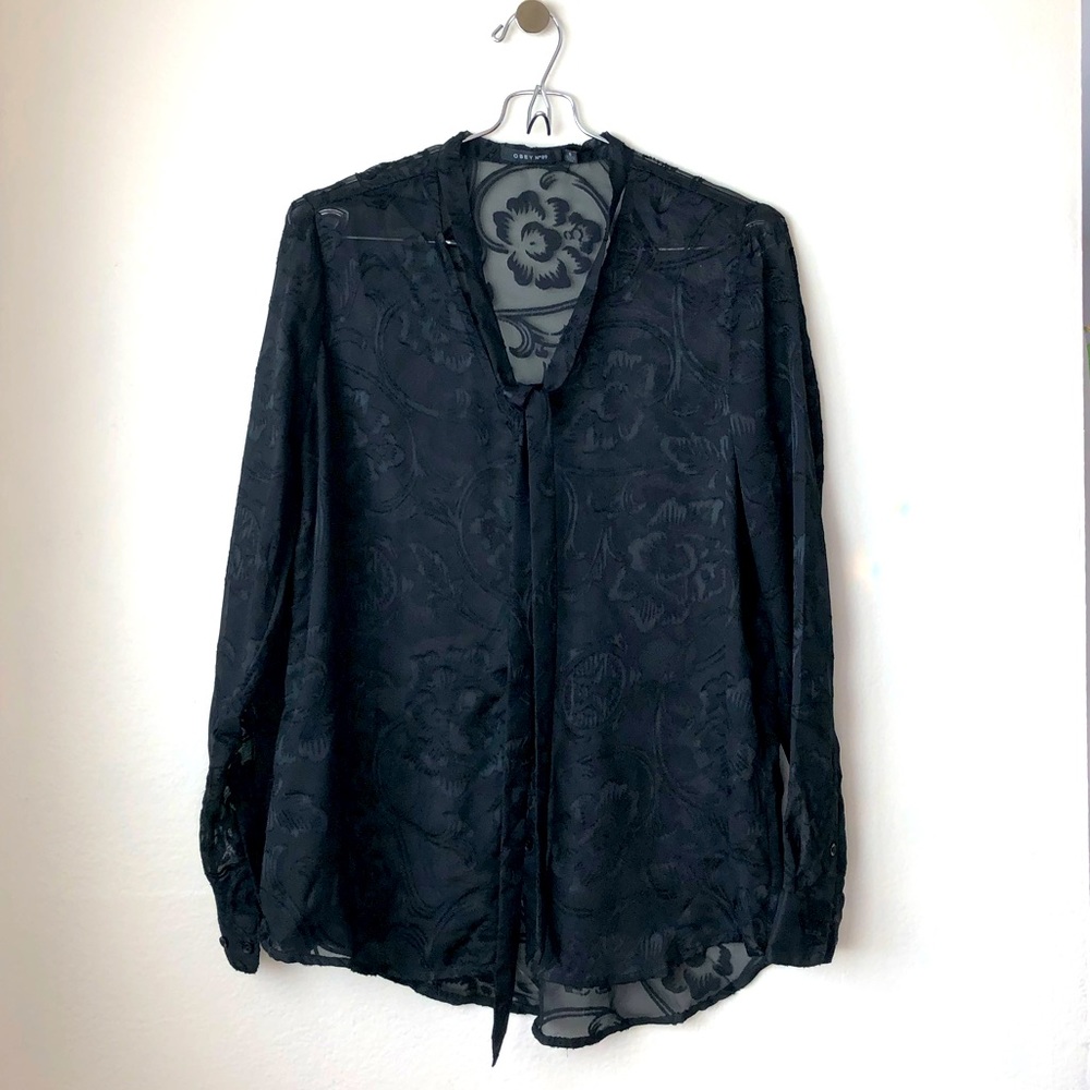Obey long sleeve black pussycat bowtie blouse S